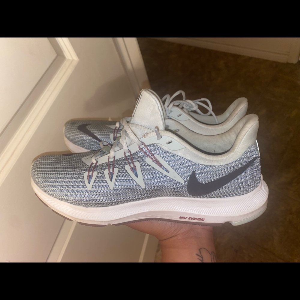 Nike gym shoes